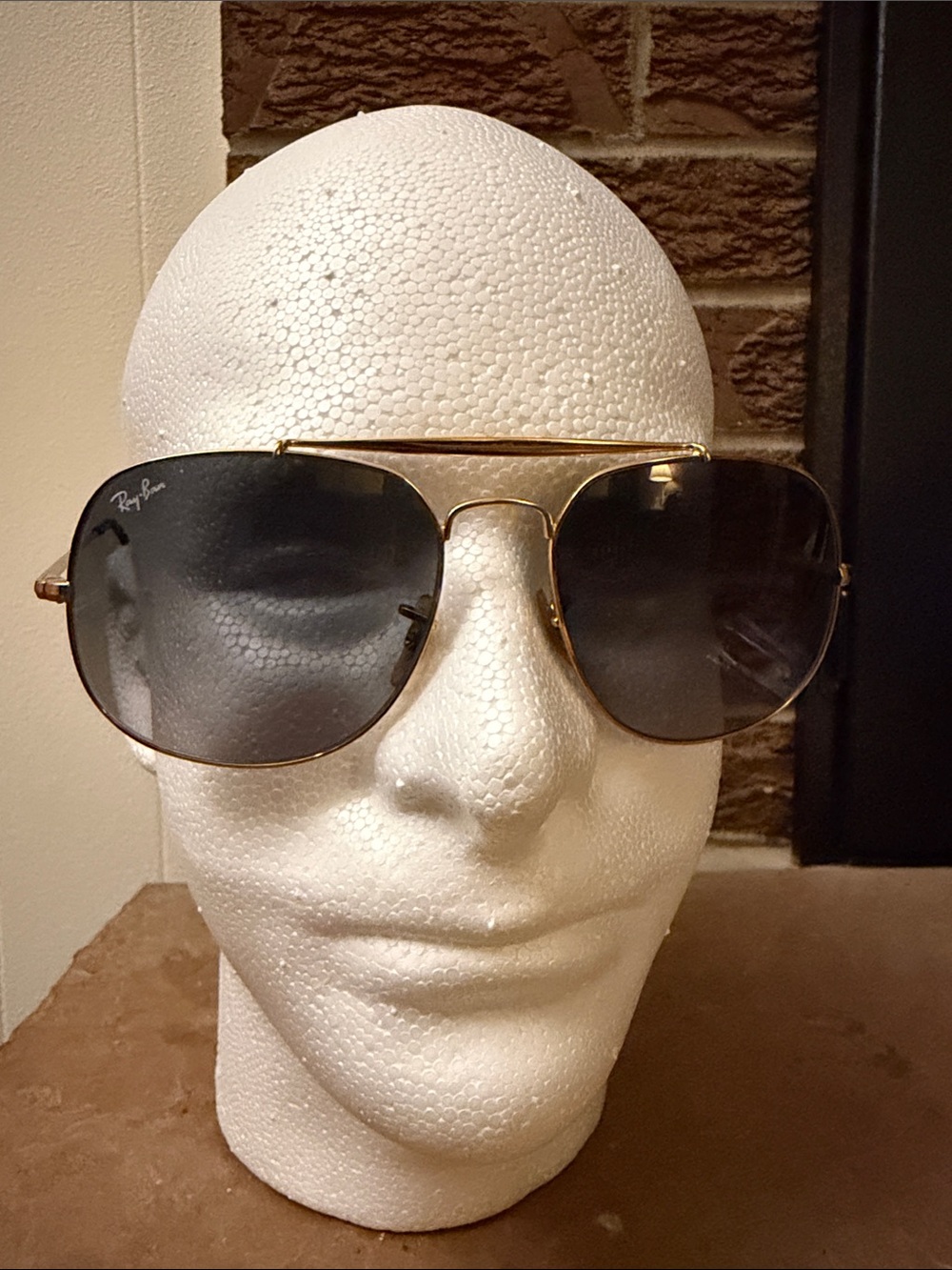 Ray-Ban Gold Frame Sunglasses with Dark Gray Gradient Lenses